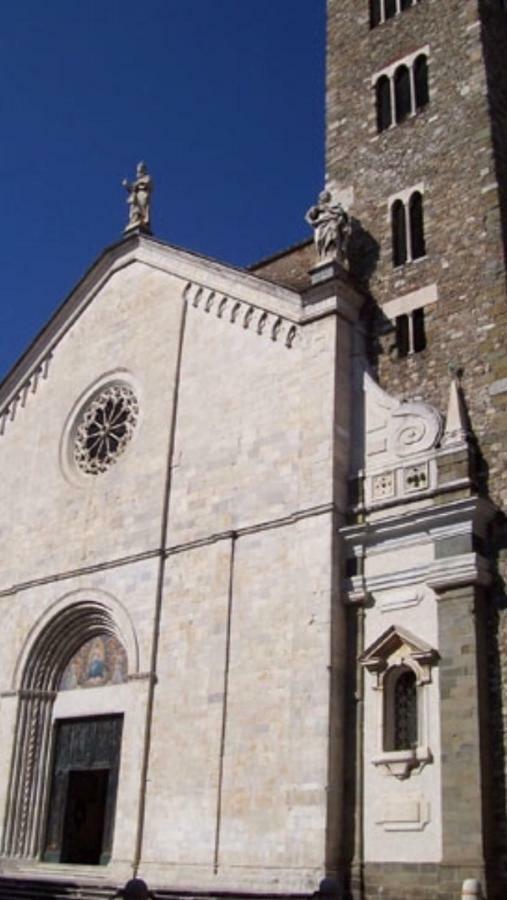 Cocoon, Atypical Flat In Historic Center & Breakfast Διαμέρισμα Sarzana Εξωτερικό φωτογραφία